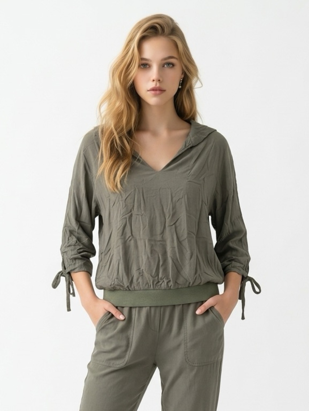 Pants Store Relaxed V-Neck Hooded Pullover in Sage Green Size Large